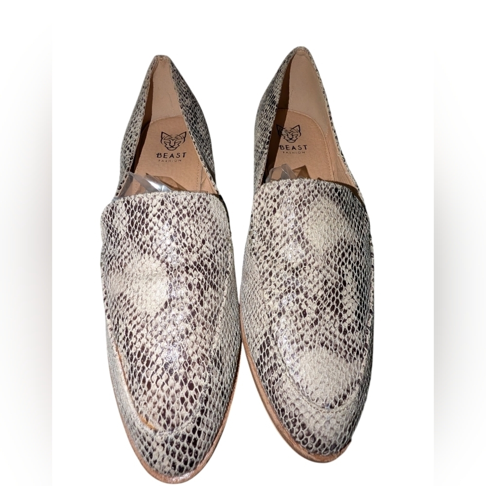 Beast fashion Snake Skin Print Loafers  8.5